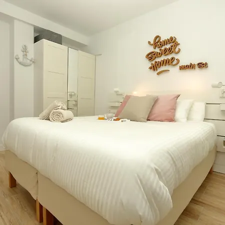Home Sweet Home Main St Pamplona Exterior foto